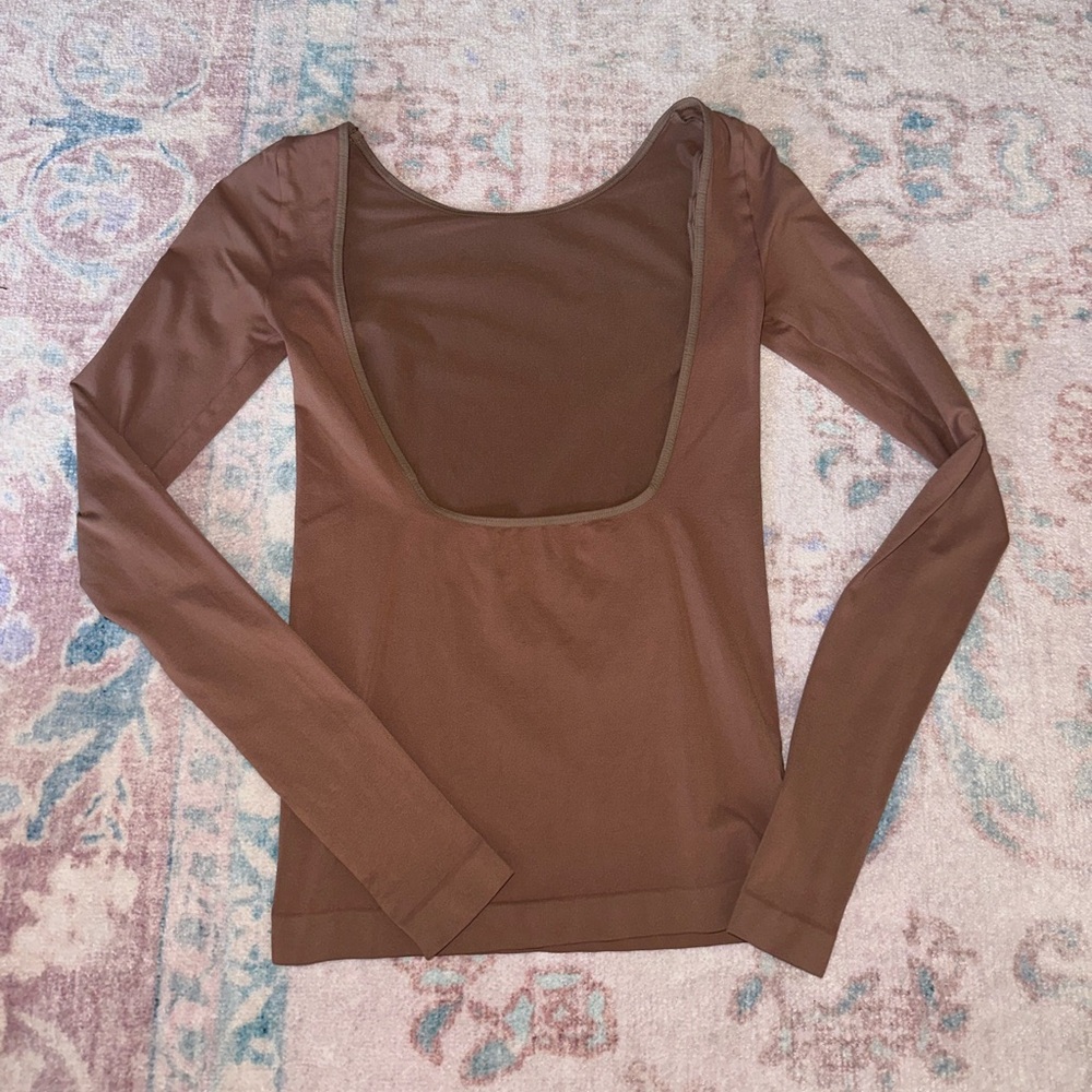 Low back - flattering top